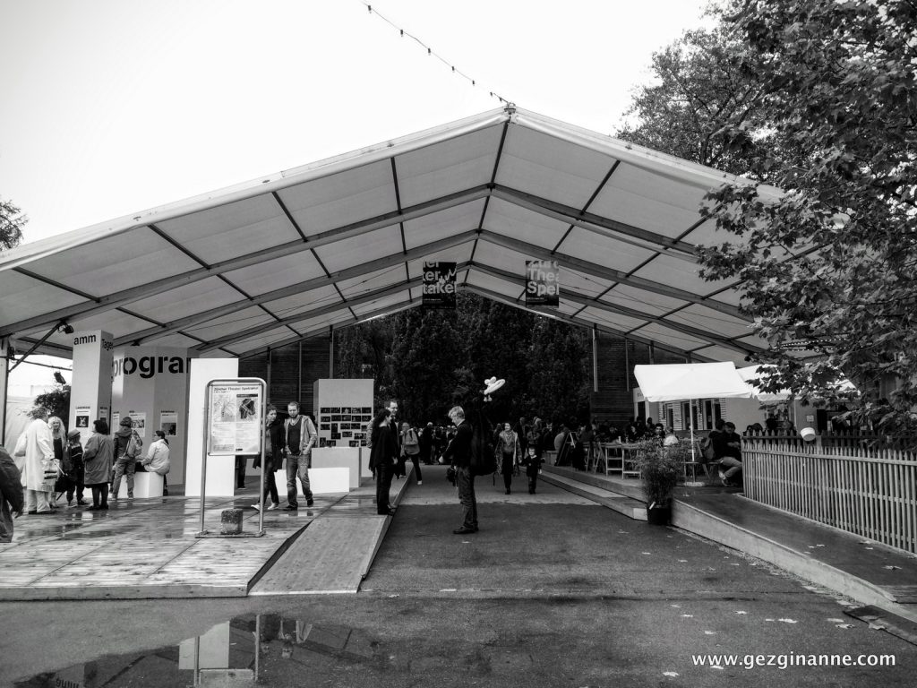 Theater Spektakel